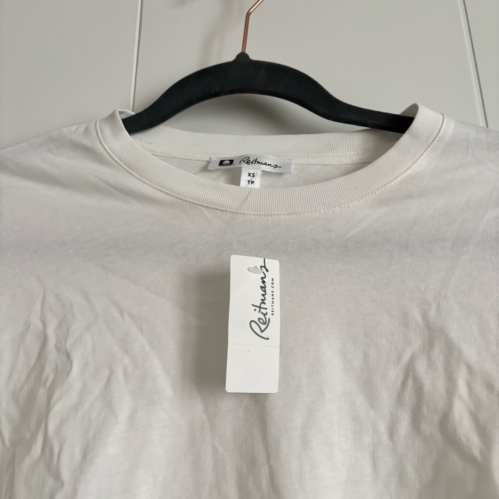 3/$25 Reitmans Boxy White Short Sleeve T-Shirt - Picture 2 of 3